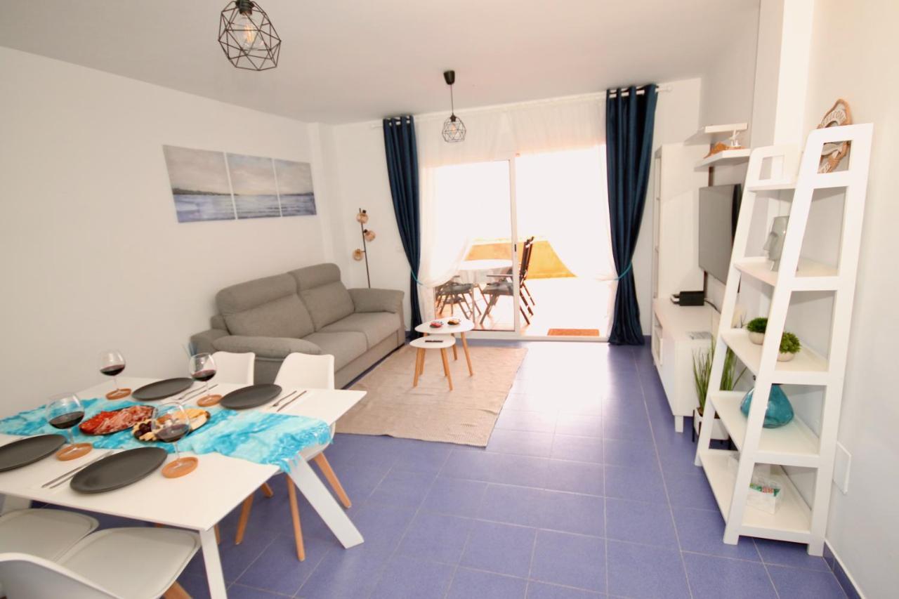 Xposure Beach Apartment Вера Екстериор снимка
