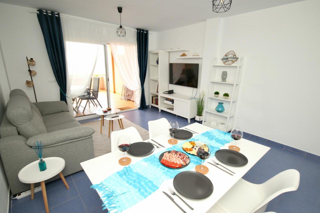 Xposure Beach Apartment Вера Екстериор снимка