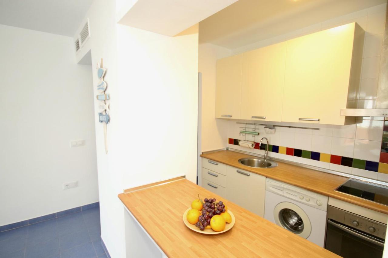 Xposure Beach Apartment Вера Екстериор снимка