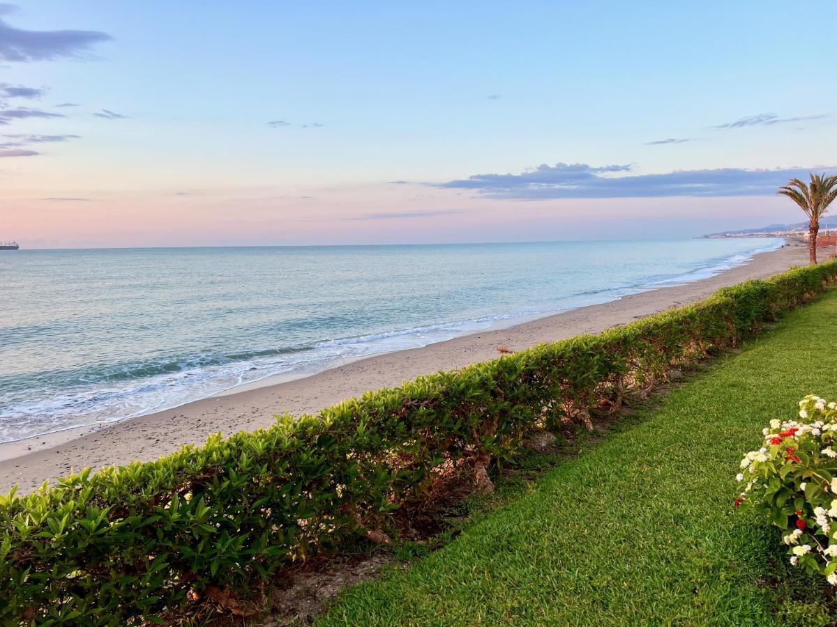 Xposure Beach Apartment Вера Екстериор снимка